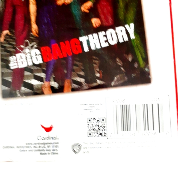 Set of 2 Puzzles "Walking Dead & The Big Bang Theory 300 Pieces Each 14" × 11" - Picture 3 of 8